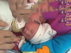 ��һ�ɹ�������Ů�ӱ�����Ϊĸ��ǿ' /></a></div>
<div class=